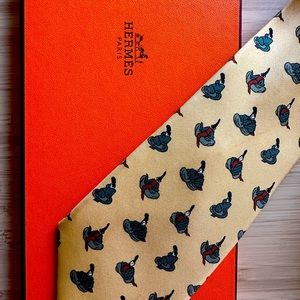 HERMES silk tie in box